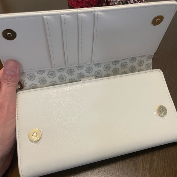 Swarovski Travel Wallet w/Wristlet Strap Winter White - Picture 5 of 11